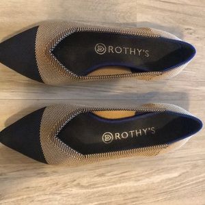 Rothys black and beige cap toe size 8 rare